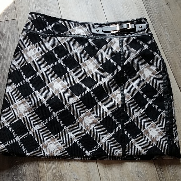 White House Black Market Dresses & Skirts - White House Black Market Skirt